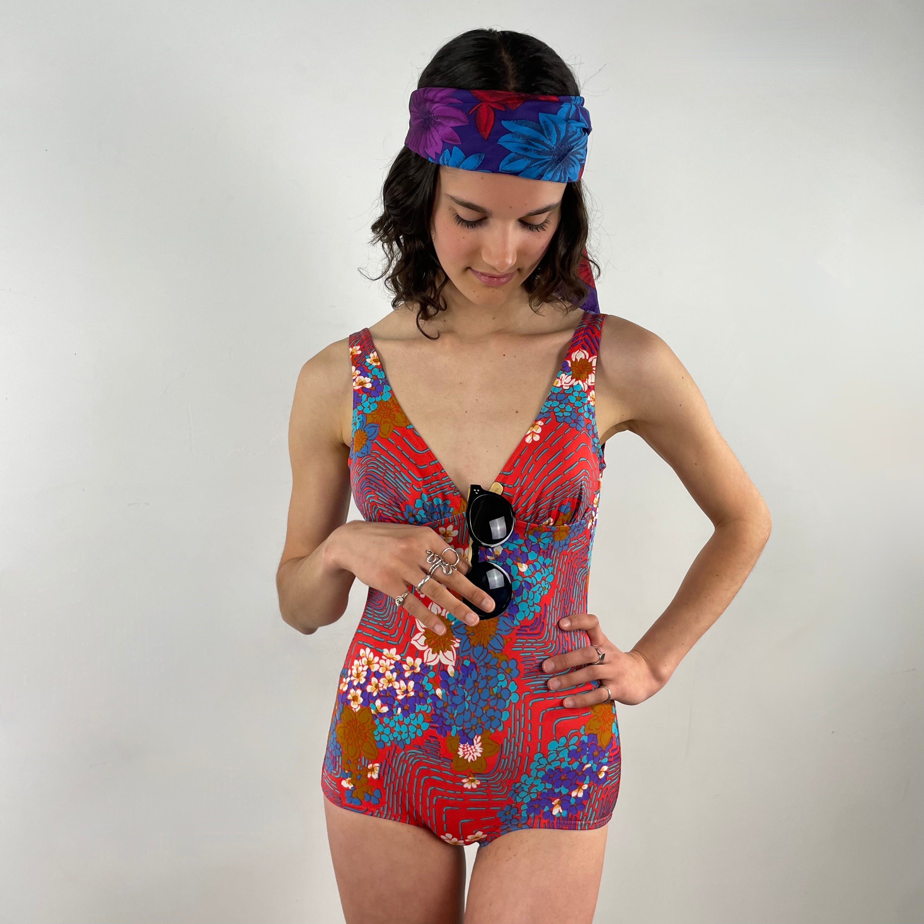 Front view of 1960s/70s One-piece Open Back Bathing Suit Size Small sold at bohemevintage.com, Montreal