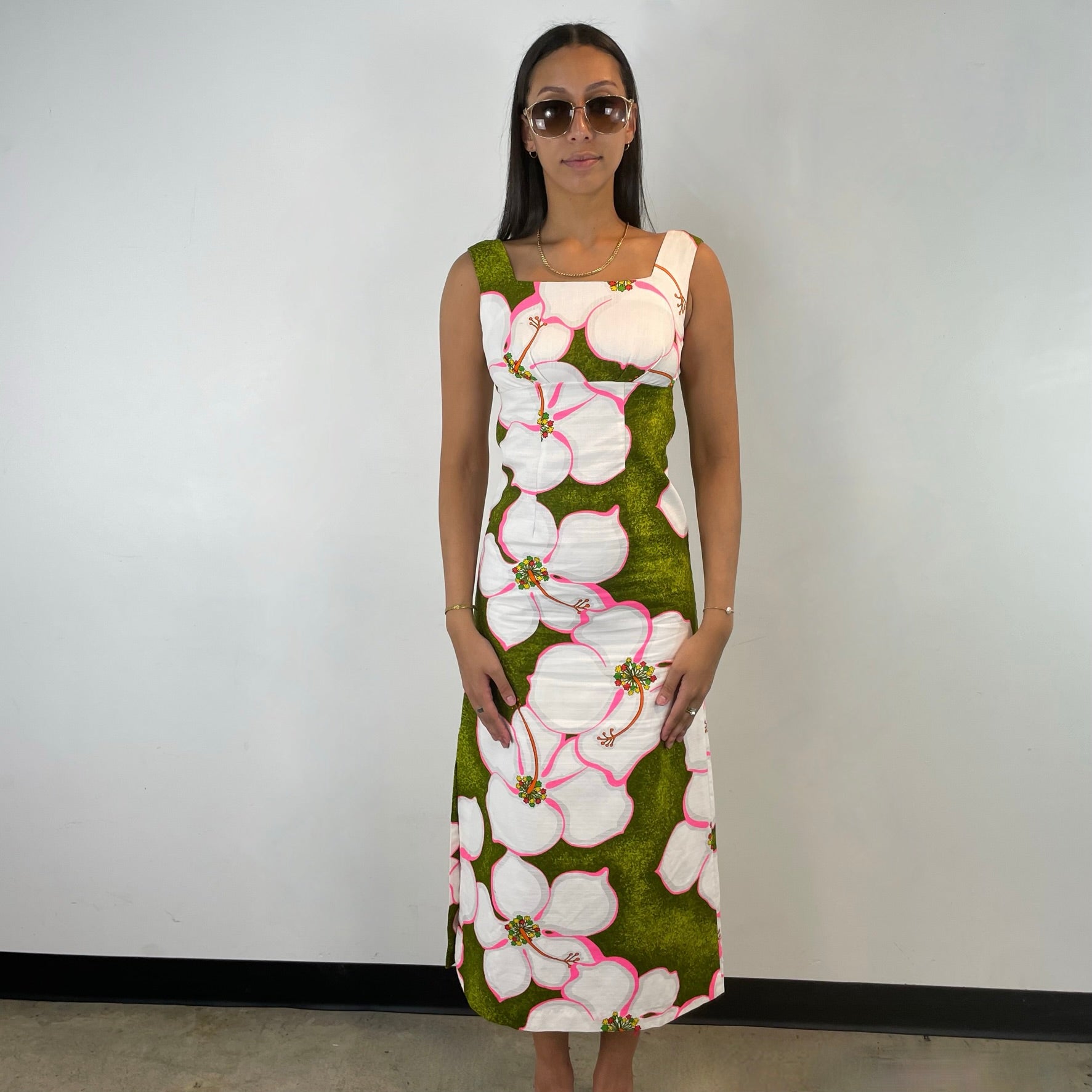 Boheme Vintage – Vintage 1970s Malihini Designers Collection Hawaiian Cotton Maxi Dress Made in Hawaii with Hibiscus Print