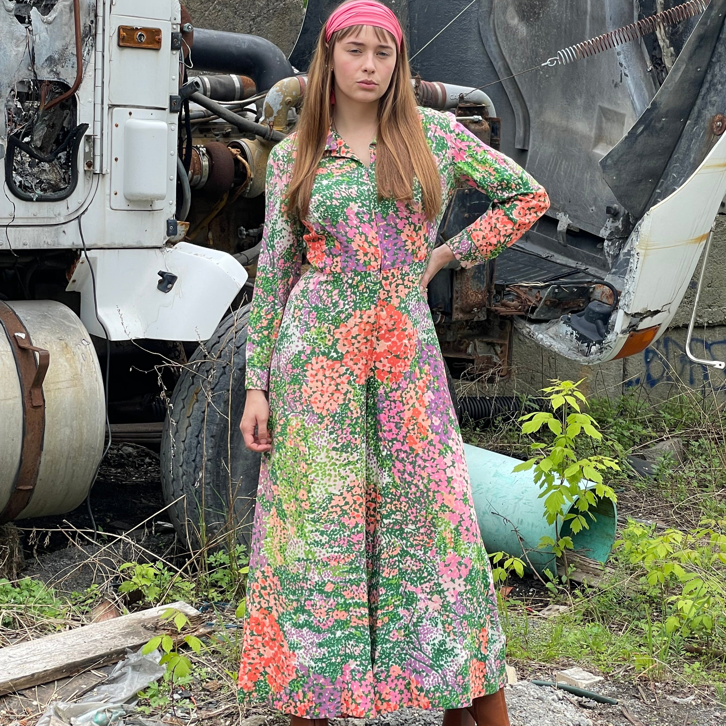 1970s Long Sleeve Floral Wide Leg Fitted Jumpsuit Small/Medium sod at bohemevintage.com Montreal Canada