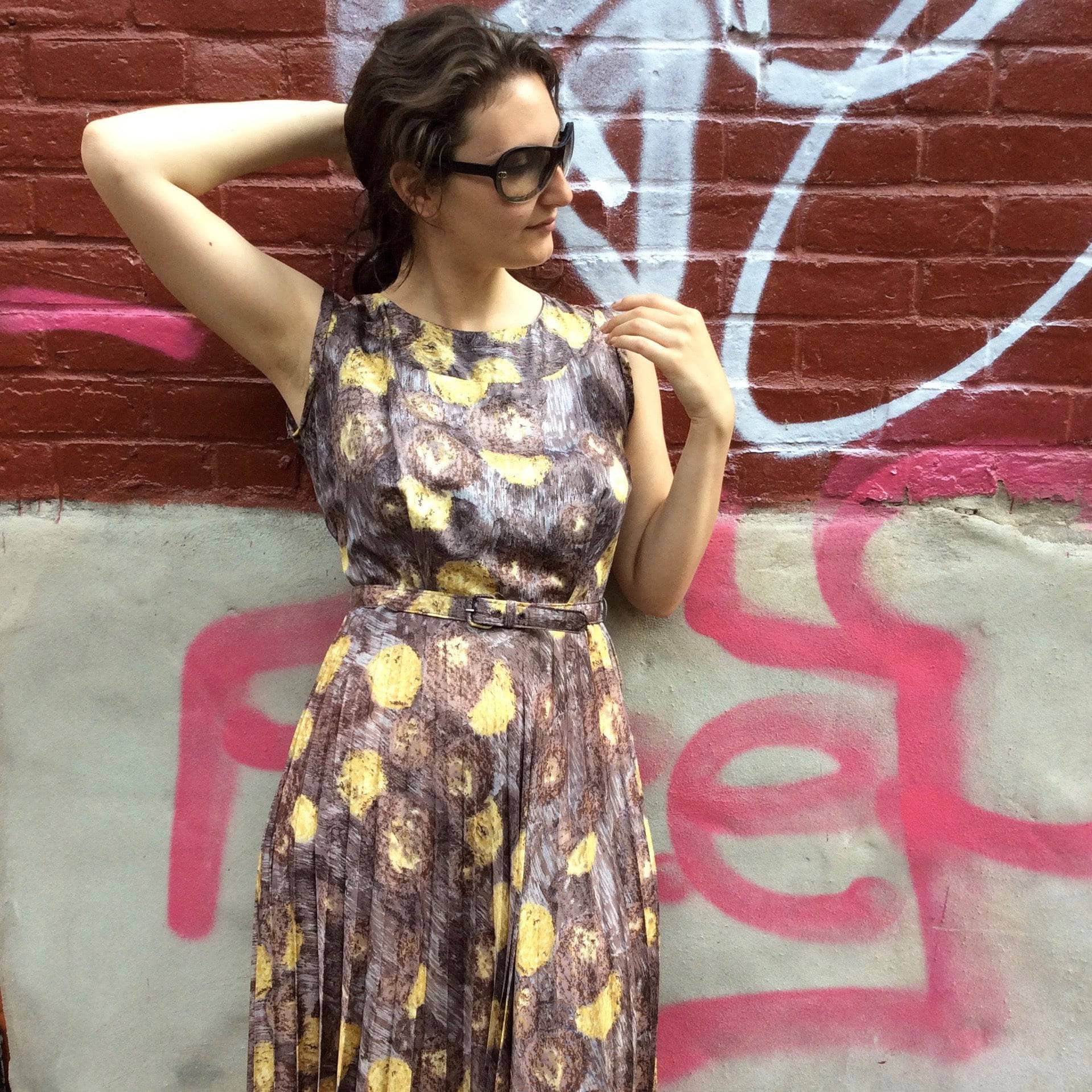 1950s Sunburst Pleated Sleeveless Dress Size Medium sold by bohemevintage.com Montreal