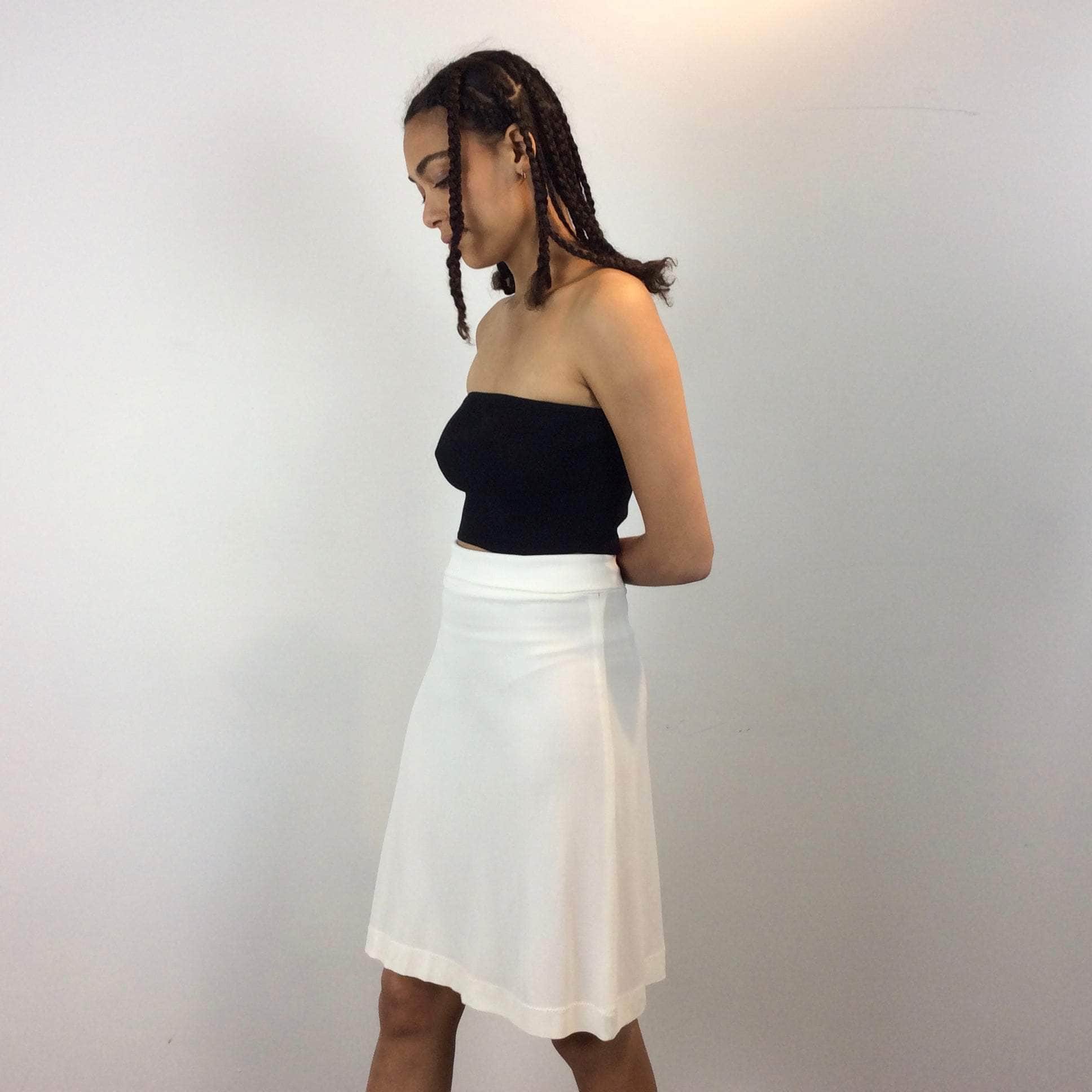 Vintage Y2K 1990s-2000s Marie Saint Pierre White Jersey Skirt. Sold by Bohème Vintage - Montreal.