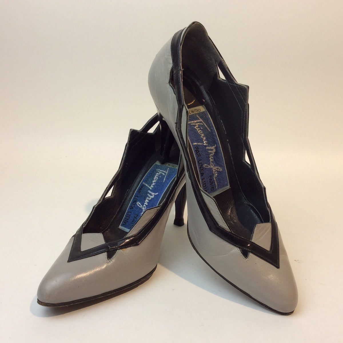 Designer Thierry Mugler Grey Pumps