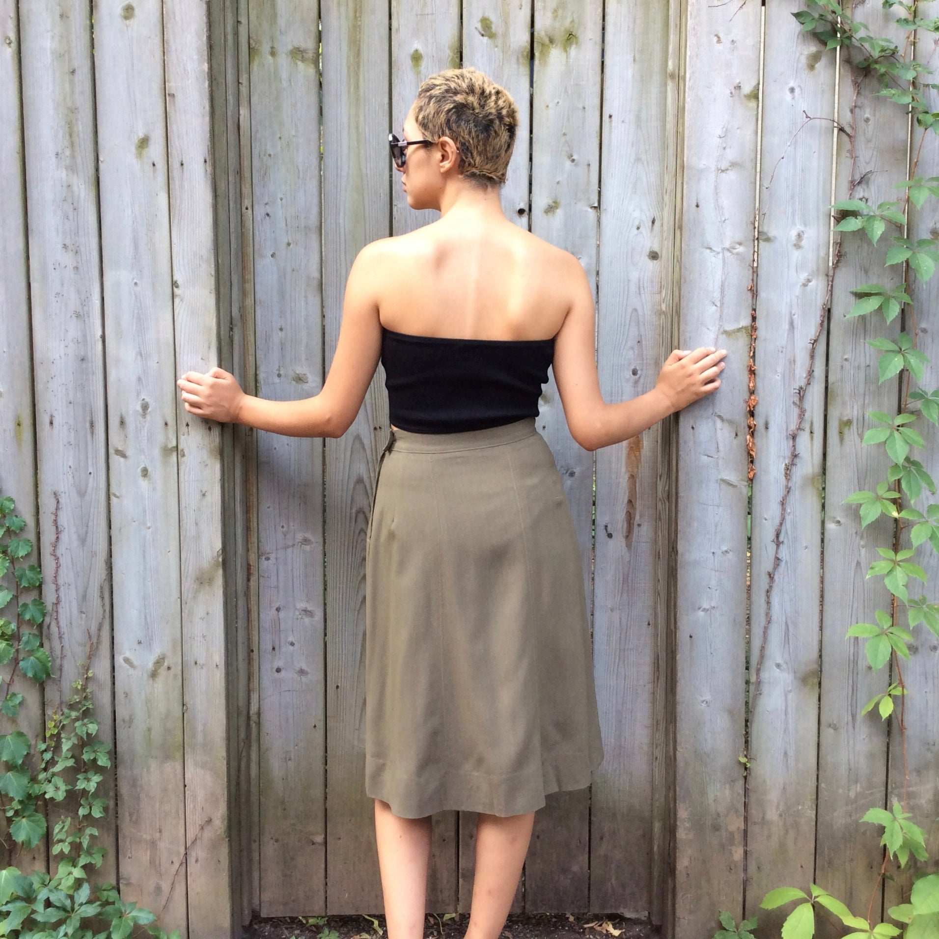 Boheme Vintage 1940s–1950s wool A-line skirt size small with high waist, metal side zipper, and acetate lining.