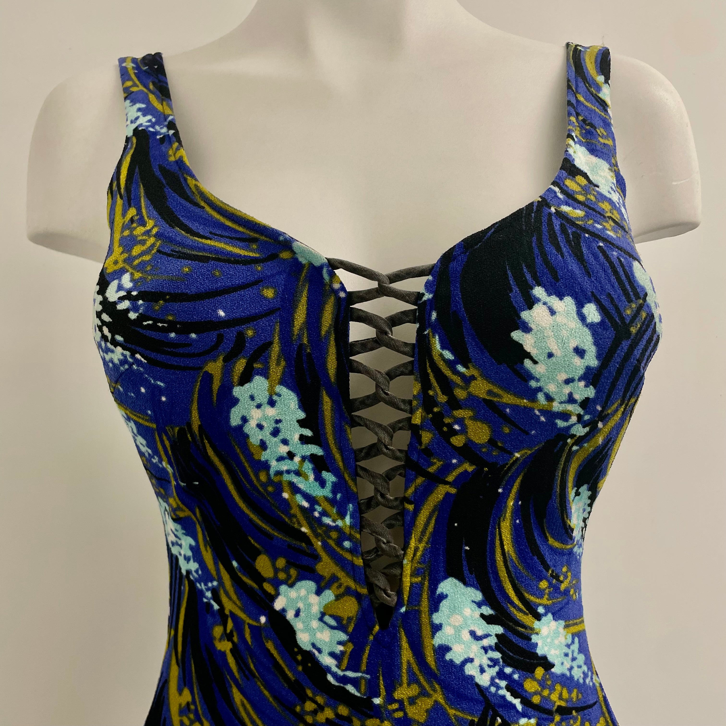 Boheme Vintage – Vintage 1950s–1960s Cole of California One-Piece Swimsuit with Skirted Front Panel and Plunging Neckline