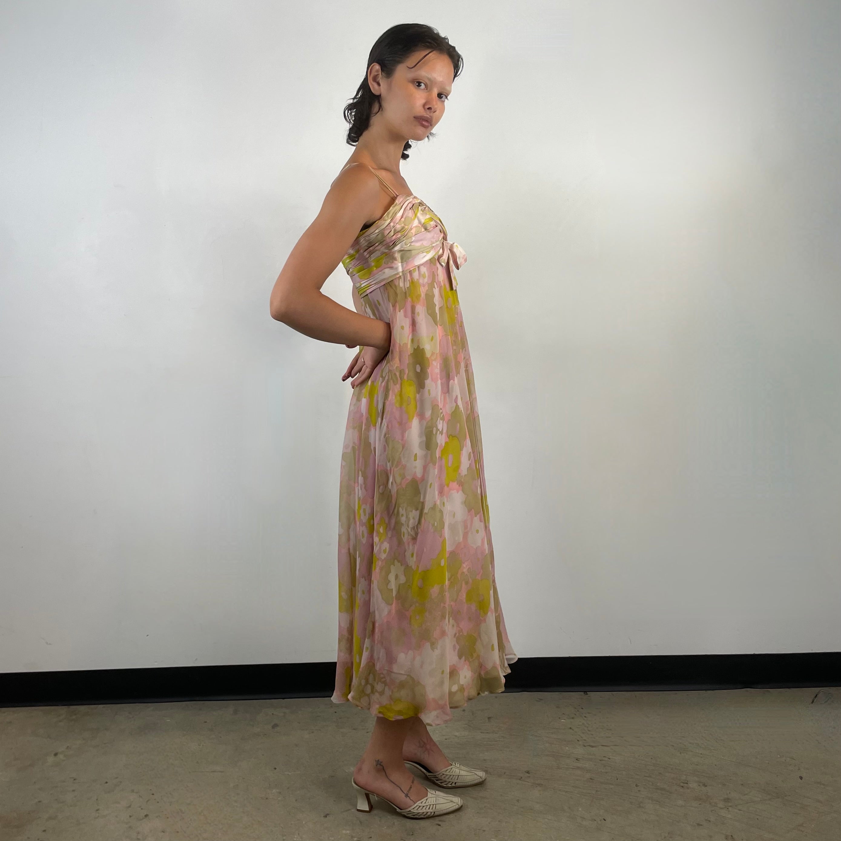 Cam fait - Nora PHOTOS - Robe midi en mousseline de soie des années 1960, taille S