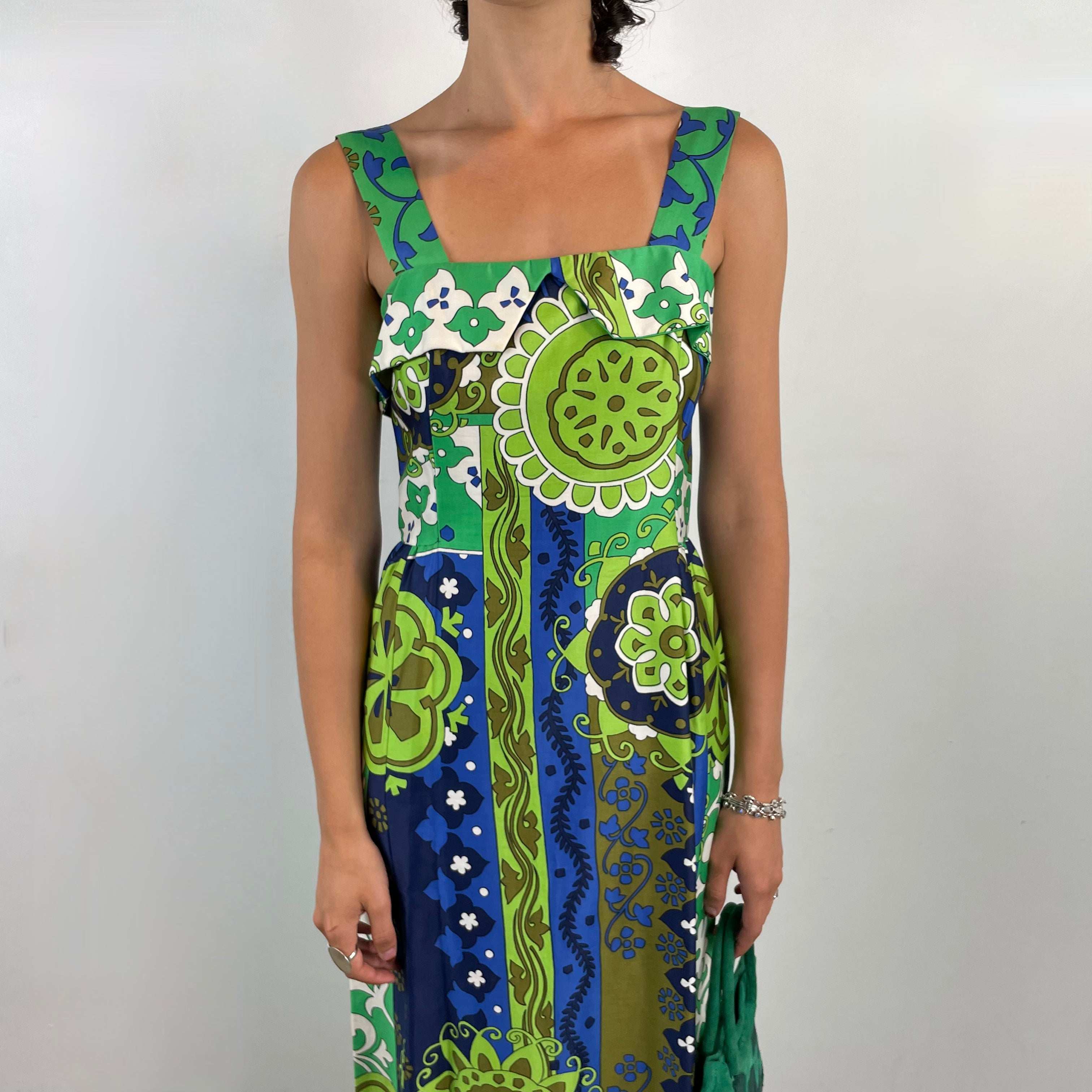Close up front view of 1970s Bold Foulard Print Maxi Cotton Dress
Size Small
Sold at bohemevintage.com 
Montréal 