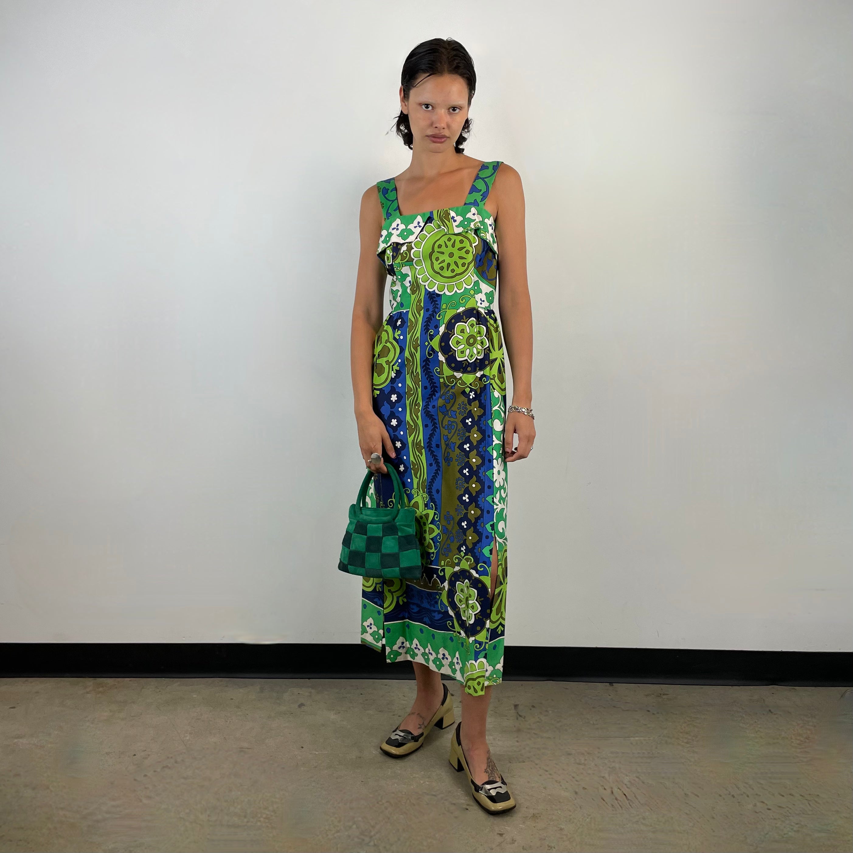 Front view of 1970s Bold Foulard Print Maxi Cotton Dress
Size Small
Sold at bohemevintage.com 
Montréal 