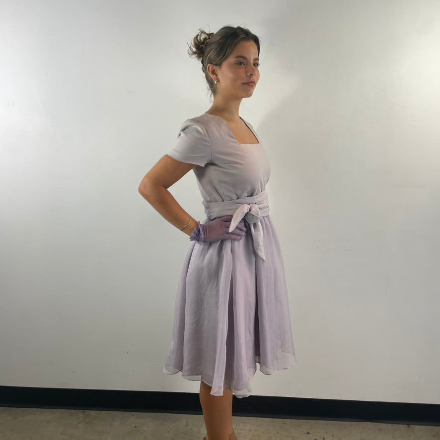 Boheme Vintage – Vintage Elizabeth Wayman Linen and Silk Chiffon Dress with Adjustable Silk Sash and High Waist Silhouette