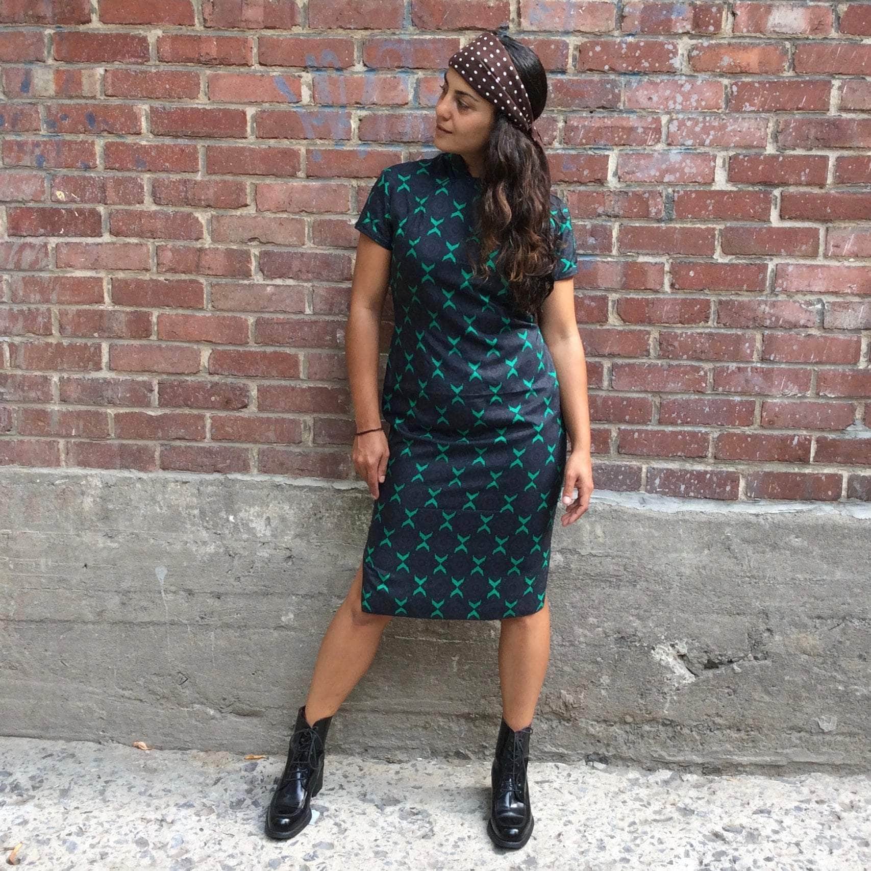 1960s short sleeve blue cheongsam silk dress small-medium sold at bohemevintage.com Montreal