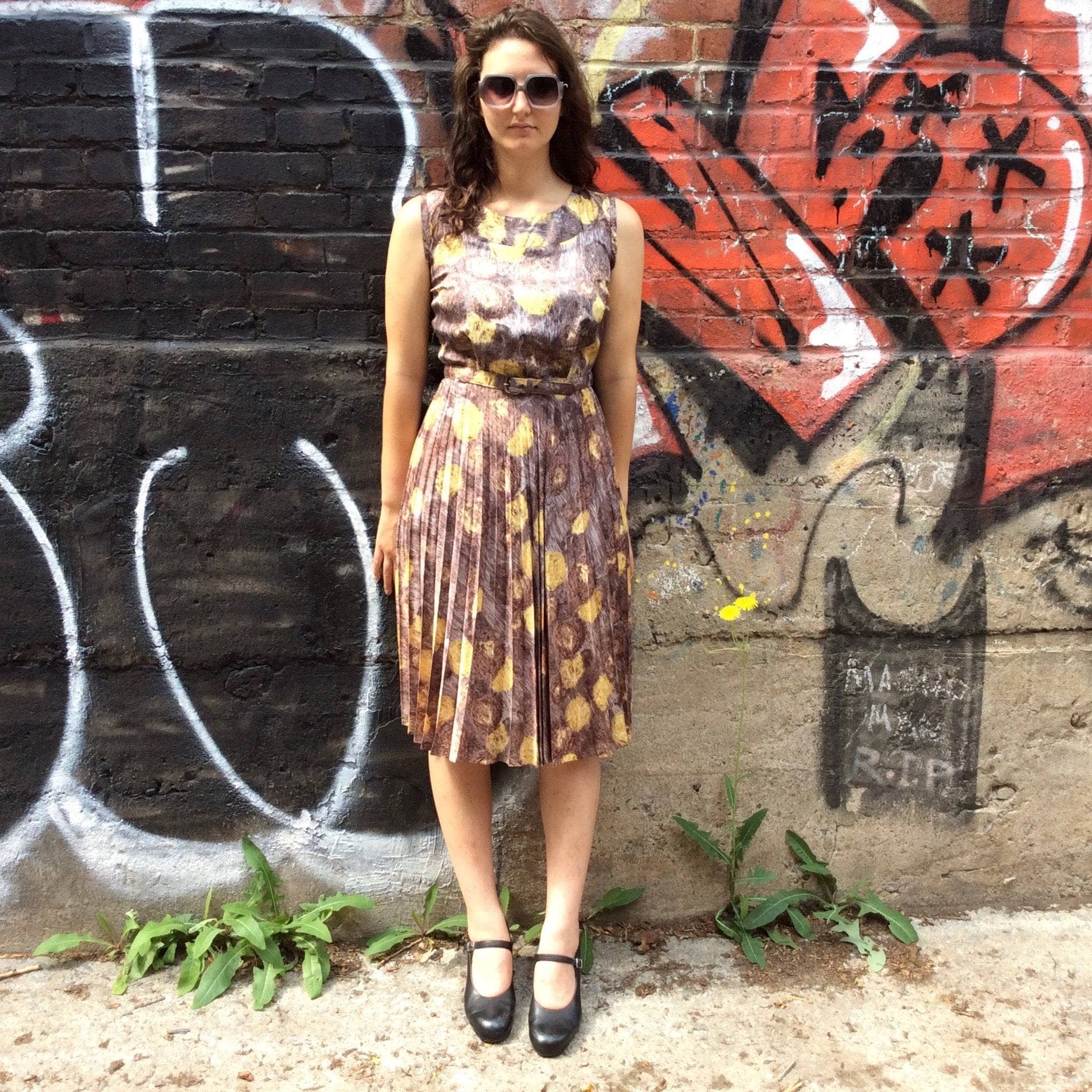 1950s Sunburst Pleated Sleeveless Dress Size Medium sold by bohemevintage.com Montreal