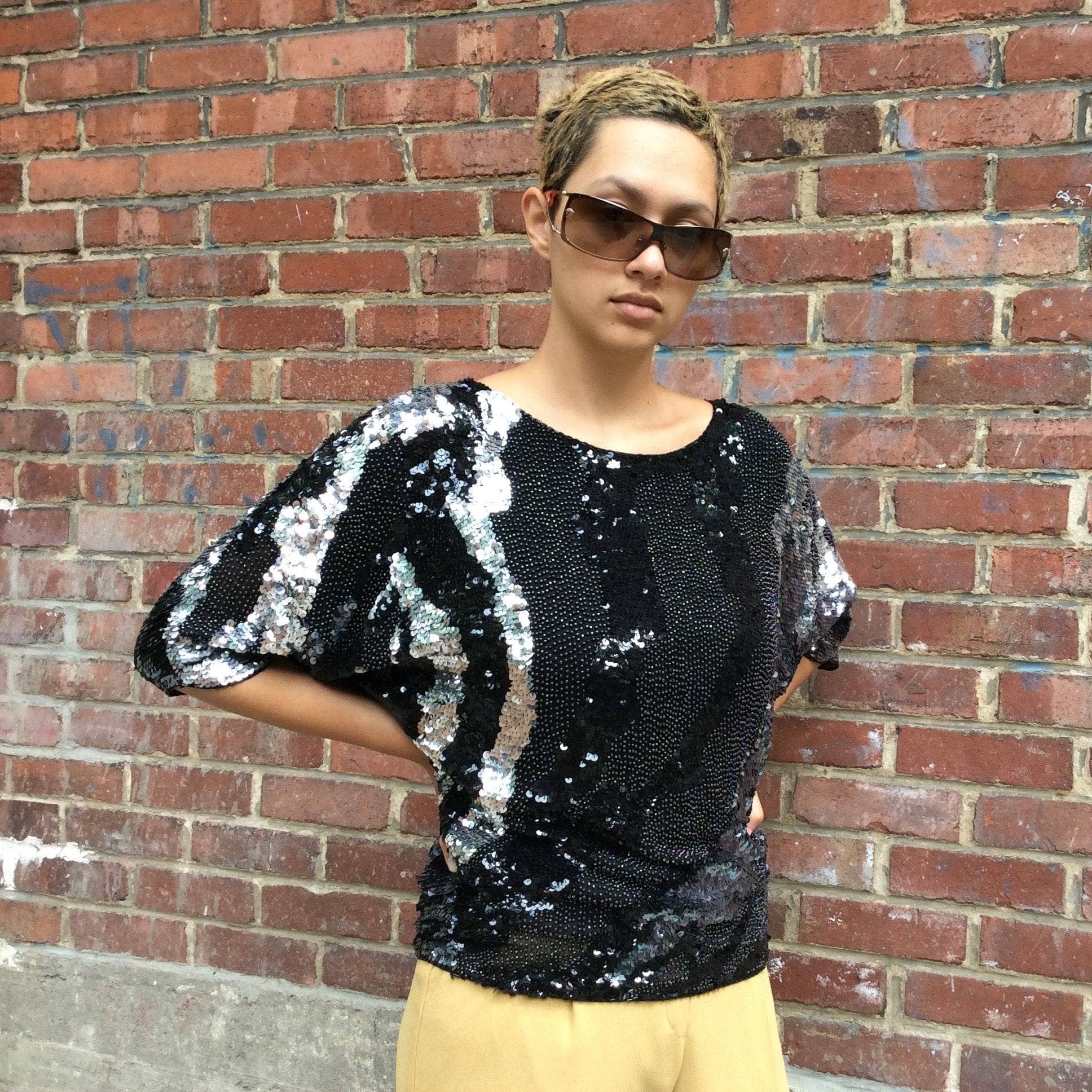 1980s 1990s Beverley Sequin and Beaded Black Silver Top Size Small, sold by bohemevintage.com Montréal