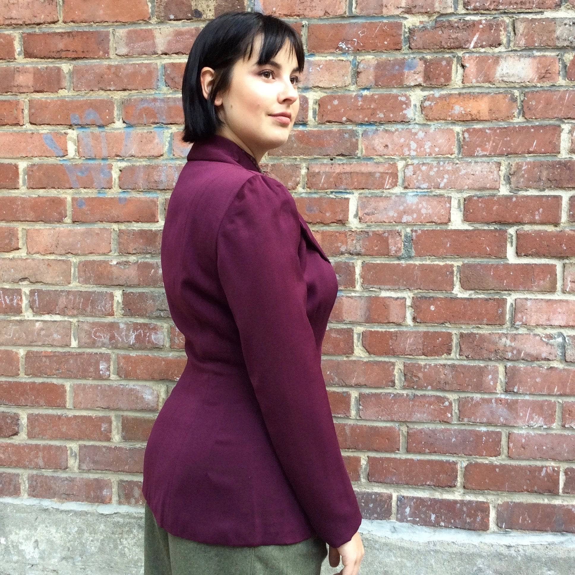 1940s Fitted Eggplant Colour Wool Blazer size M sold by bohemevintage.com